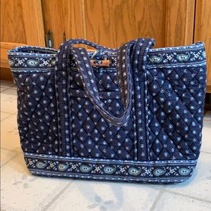 Vera Bradley Tote • Seaport Navy